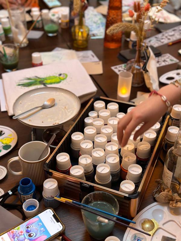 sortie à VILLENEUVE LE COMTE, Seine et Marne. ATELIER GOÛTER / PEINTURE - CUSTOM TA TROUSSE ! Sortir à VILLENEUVE LE COMTE(Seine et Marne). VILLENEUVE LE COMTE.