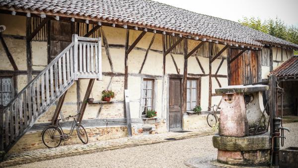 sortie à ROMENAY, Saône et Loire. EXPO-DES DERNIERS CHASSEURS AUX PREMIERS CHÂTEAUX Sortir à ROMENAY(Saône et Loire). ROMENAY.