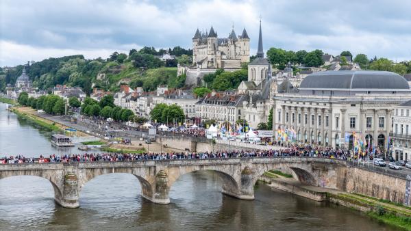sortie à SAUMUR, Maine et Loire. MARATHON DE LA LOIRE 2026 Sortir à SAUMUR(Maine et Loire). SAUMUR.