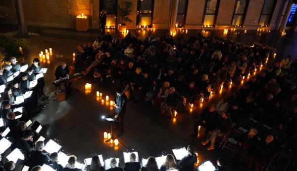 sortie à LYON, Rhône. CONCERT À LA BOUGIE DES CHŒURS DE L'UCLY Sortir à LYON(Rhône). LYON.
