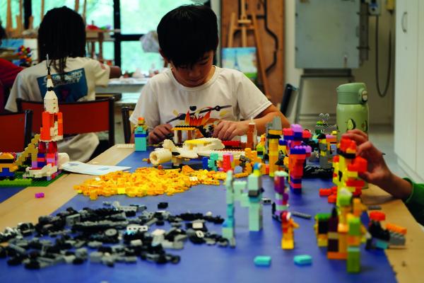 sortie à ROISSY EN FRANCE, Val d'oise. STAGE LEGO ART (COMPLET) Sortir à ROISSY EN FRANCE(Val d'oise). ROISSY EN FRANCE.