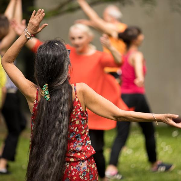 sortie à ST OUEN L AUMONE, Val d'oise. ATELIER DANSÉ "FÉMININ ET MÉTAMORPHOSES" Sortir à ST OUEN L AUMONE(Val d'oise). ST OUEN L AUMONE.