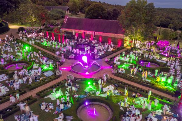 Sortir &agrave; SALIGNAC EYVIGUES(Dordogne). SALIGNAC EYVIGUES.