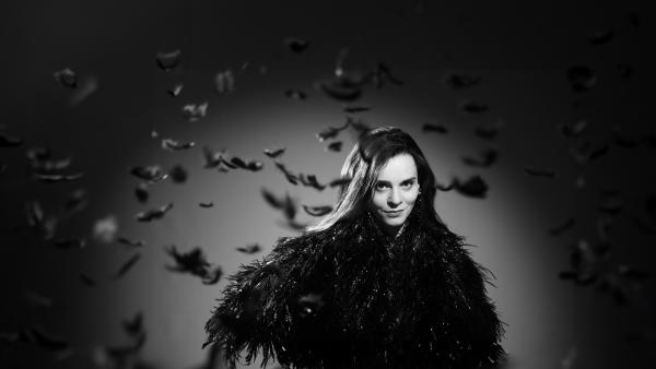 sortie à CHANTILLY, Oise. NOËMI WAYSFELD AUX CHANTILLY FOLLIES Sortir à CHANTILLY(Oise). CHANTILLY.