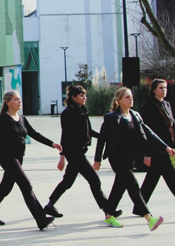 sortie à BAGNEUX, Hauts de Seine. LE BAL DES FILLES Sortir à BAGNEUX(Hauts de Seine). BAGNEUX.