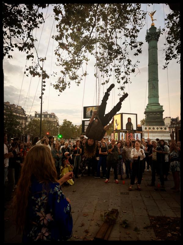sortie à BAGNEUX, Hauts de Seine. DÉFINITION DE L'OEUVRE D'ART COMME ACTE (...) Sortir à BAGNEUX(Hauts de Seine). BAGNEUX.