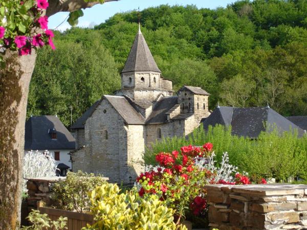 sortie à L HOPITAL ST BLAISE, Pyrénées Atlantiques. SPECTACLE SCÉNO À L'OCCASION DE LA KORRIKA Sortir à L HOPITAL ST BLAISE(Pyrénées Atlantiques). L HOPITAL ST BLAISE.