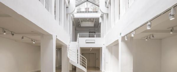 Sortir &agrave; PARIS(Paris). PARIS.