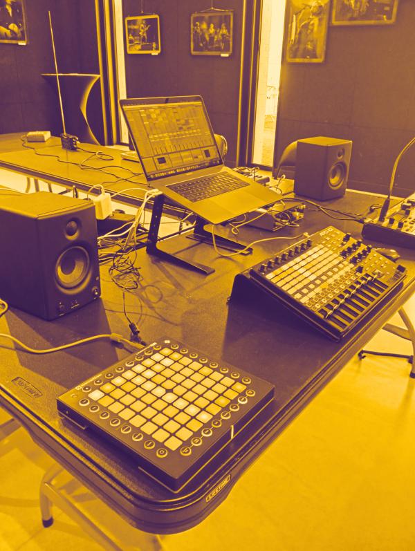 Sortir &agrave; ST QUENTIN(Aisne). ST QUENTIN.