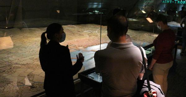 Sortir &agrave; PARIS(Paris). PARIS.