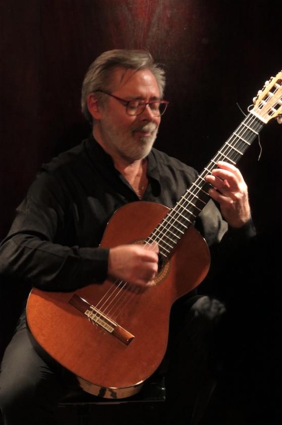 sortie à GRENOBLE, Isère. AMANDO RISUEÑO : CHANT ET GUITARE D'ARGENTINE Sortir à GRENOBLE(Isère). GRENOBLE.