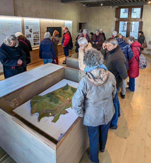 sortie à NAY, Pyrénées Atlantiques. LES VISITES GUIDÉES DE L'ÉTÉ Sortir à NAY(Pyrénées Atlantiques). NAY.