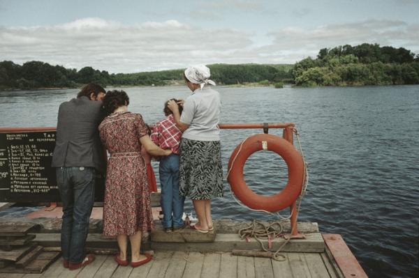 sortie à BETTON, Ille et Vilaine. CLAUDINE DOURY - AMOUR, UNE ODYSSÉE SIBÉRIENNE Sortir à BETTON(Ille et Vilaine). BETTON.