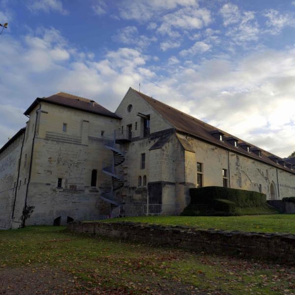 sortie à ST OUEN L AUMONE, Val d'oise. VISITE HISTORIQUE GUIDÉE DE L’ABBAYE DE MAUBUISSON Sortir à ST OUEN L AUMONE(Val d'oise). ST OUEN L AUMONE.